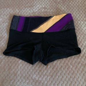 Reversible spandex shorts